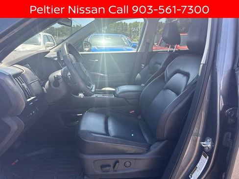 Used 2023 Nissan Pathfinder SL w/ SL Premium Package FWD image 7