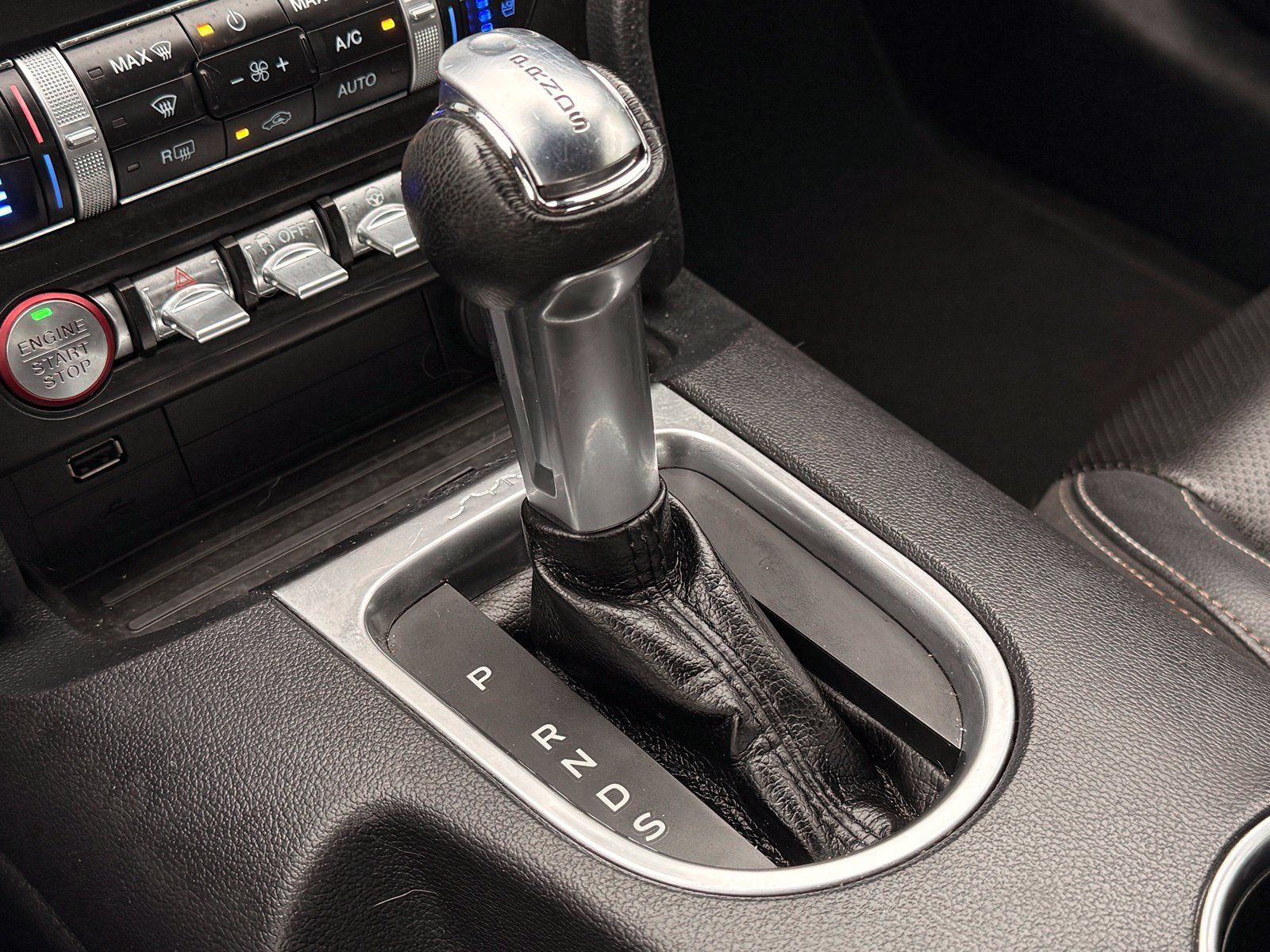 Used 2021 Ford Mustang Premium RWD image 32