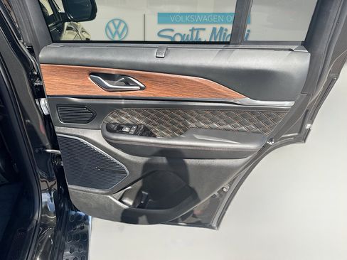 Used 2023 Jeep Grand Cherokee Summit w/ Adv Protech Group IV image 31