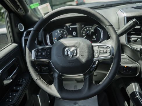New 2026 RAM 2500 Laramie AWD/4WD image 35