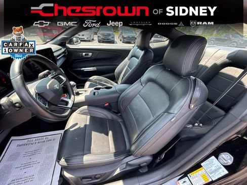 Used 2025 Ford Mustang GT Premium RWD image 26