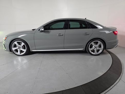 Used 2021 Audi S4 Premium Plus w/ Premium Plus Package image 2