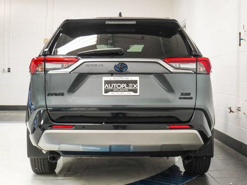 Used 2024 Toyota RAV4 XSE w/ Advanced Technology Package AWD/4WD image 33