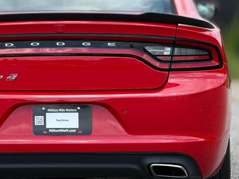 Used 2018 Dodge Charger GT AWD/4WD image 14