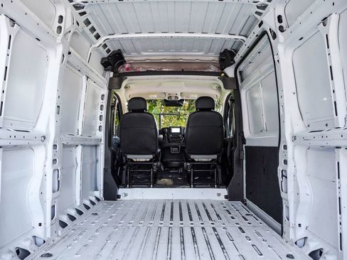 Used 2023 RAM ProMaster 2500 FWD image 21