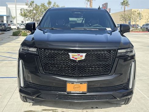 Used 2023 Cadillac Escalade ESV Sport image 8