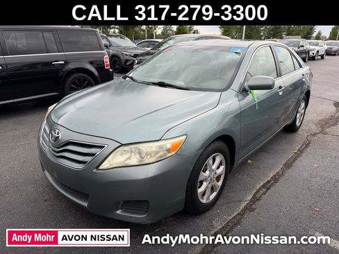 Used 2011 Toyota Camry LE w/ LE Extra-Value Pkg FWD image 3