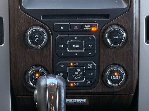 Used 2013 Ford F150 Lariat w/ Luxury Equipment Group image 16