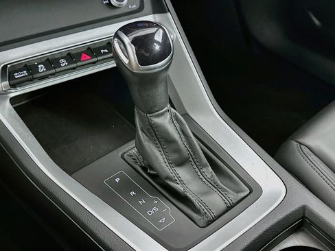 Used 2025 Audi Q3 2.0T Premium AWD/4WD image 24