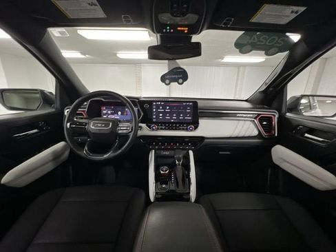 Certified 2024 GMC Canyon AT4X image 21