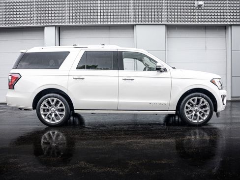 Used 2019 Ford Expedition Max Platinum AWD/4WD image 3