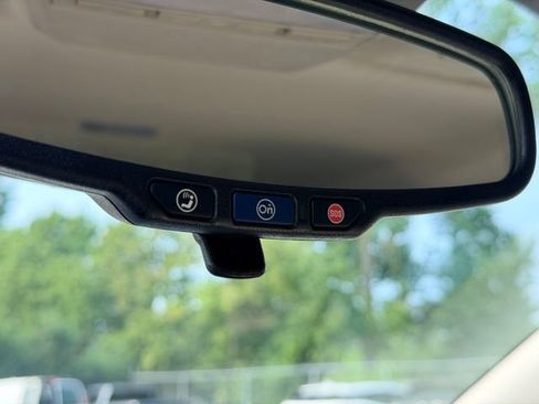 Used 2019 Buick Encore Preferred AWD/4WD image 18