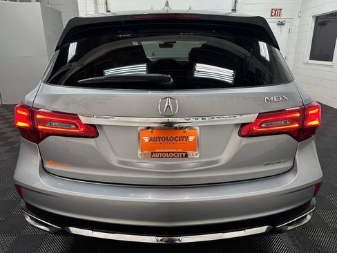 Used 2017 Acura MDX SH-AWD w/ Technology Package image 9
