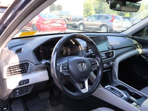 Used 2018 Honda Accord EX-L image 9