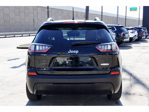 Used 2021 Jeep Cherokee Latitude image 6