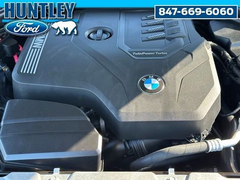 Used 2023 BMW 330i xDrive 330i xDrive w/ M Sport Package image 9