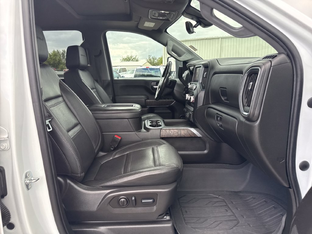 Used 2022 GMC Sierra 2500 Denali w/ Denali Ultimate Package AWD/4WD image 30