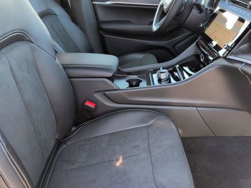 New 2026 Jeep Grand Cherokee L Laredo image 30