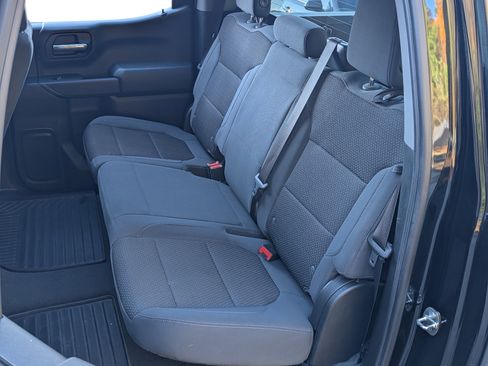 Used 2022 Chevrolet Silverado 1500 Custom image 15