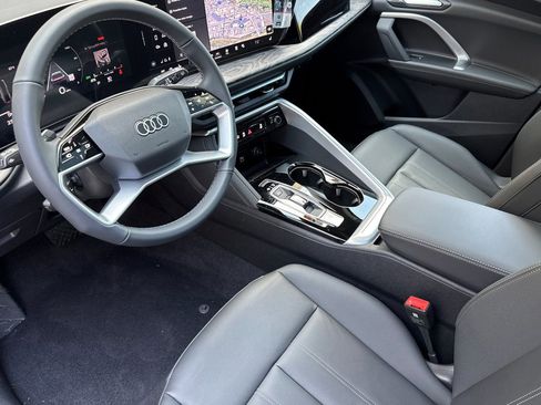 New 2025 Audi Q5 Premium image 7