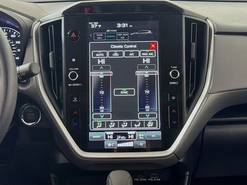 Used 2025 Subaru Crosstrek 2.0i Premium image 15