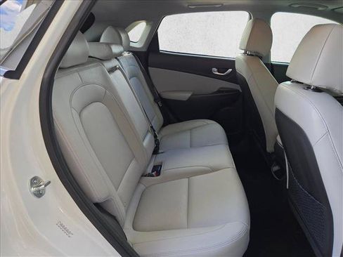 Used 2023 Hyundai Kona Limited FWD image 21