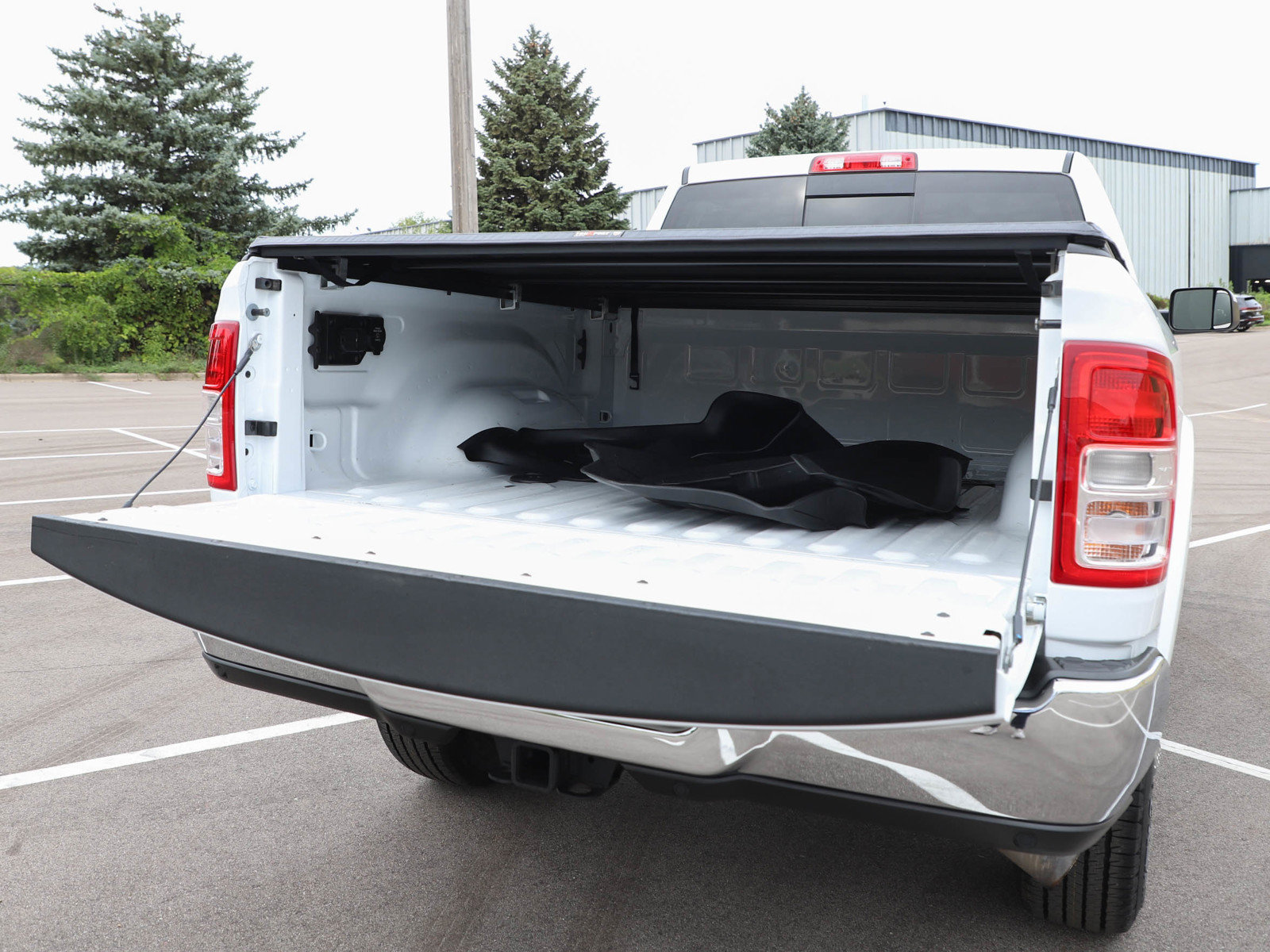 Used 2022 RAM 2500 Tradesman AWD/4WD image 18