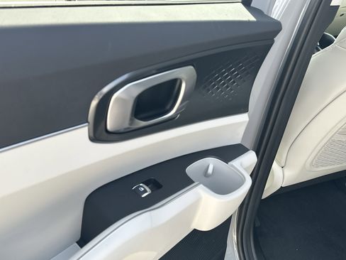 New 2026 Kia Sorento EX image 12