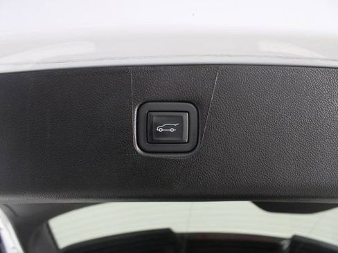 Used 2024 Chevrolet Blazer LT w/ Convenience Package image 19