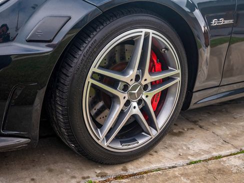 Used 2013 Mercedes-Benz C 63 AMG Sedan image 76