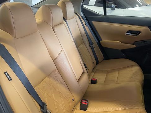 Used 2022 Nissan Sentra SV w/ SV Premium Package image 37