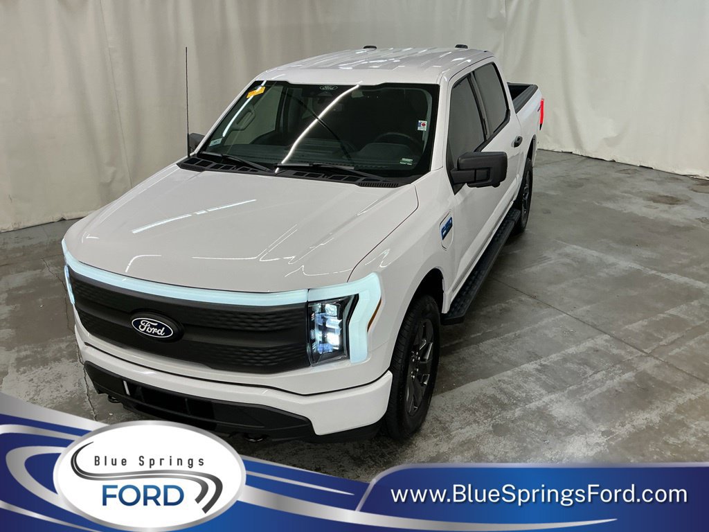 Used 2024 Ford F150 Lightning XLT w/ Max Trailer Tow Package AWD/4WD image 1