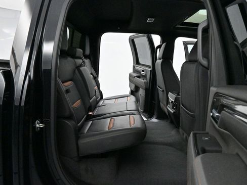 Used 2024 GMC Sierra 2500 AT4 w/ AT4 Premium Plus Package AWD/4WD image 33