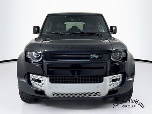 Used 2023 Land Rover Defender 110 SE AWD/4WD image 2
