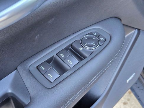 Used 2026 Cadillac XT5 Luxury w/ LPO, Floor Liner Package FWD image 24