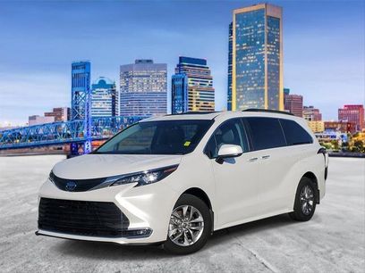 Certified 2024 Toyota Sienna XLE