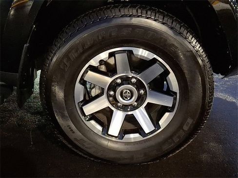 Certified 2024 Toyota 4Runner TRD Off-Road Premium image 12