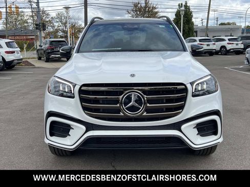 New 2026 Mercedes-Benz GLS 580 GLS 580 image 9