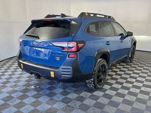 Used 2025 Subaru Outback Wilderness image 5
