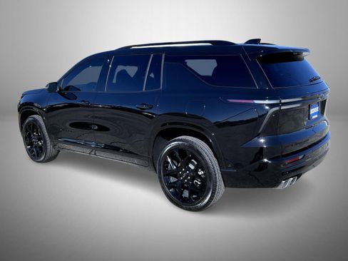 Certified 2024 Chevrolet Traverse RS w/ LPO, Floor Liner Package image 7