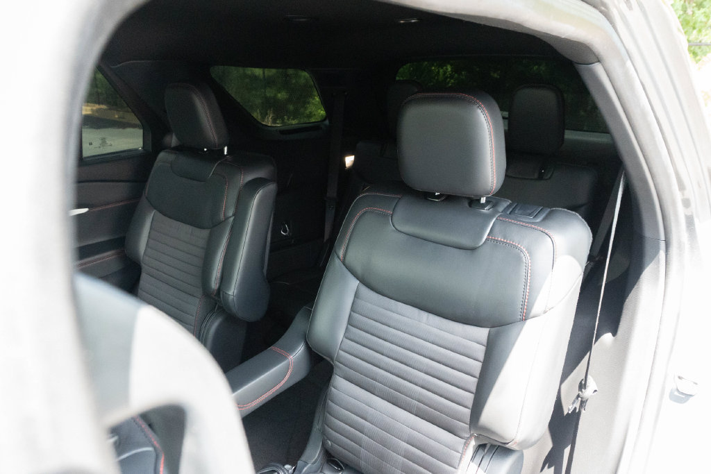 Used 2025 Ford Explorer ST-Line w/ Premium Package RWD image 21