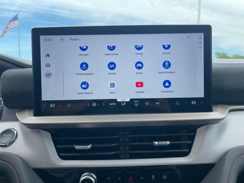 New 2026 Ford Explorer Active w/ Active Comfort Package AWD/4WD image 12