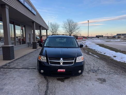 Used 2010 Dodge Grand Caravan SXT w/ Family Value Group image 8