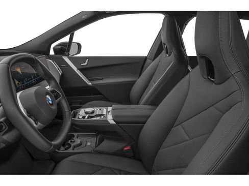 Used 2026 BMW iX xDrive60 w/ M Sport Package AWD/4WD image 8