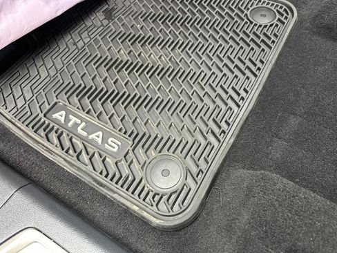 Certified 2024 Volkswagen Atlas SEL AWD/4WD image 14