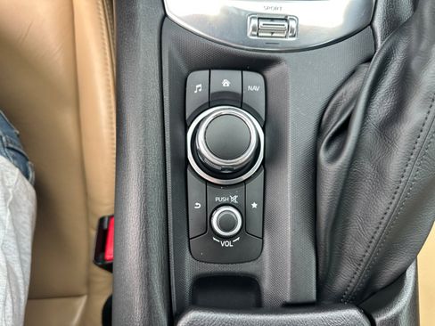 Used 2017 MAZDA MX-5 Miata RF Grand Touring RWD image 30