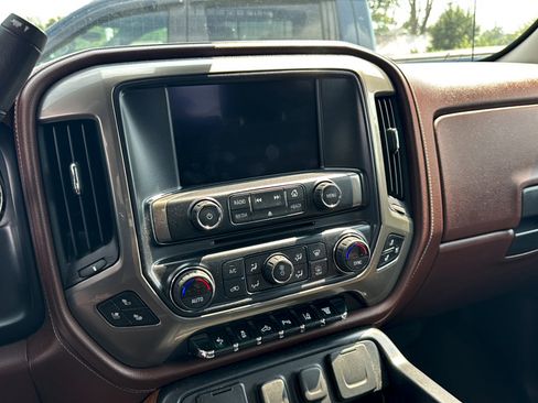 Used 2016 Chevrolet Silverado 3500 High Country w/ Duramax Plus Package AWD/4WD image 9