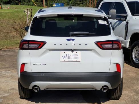 New 2026 Ford Escape Active image 4