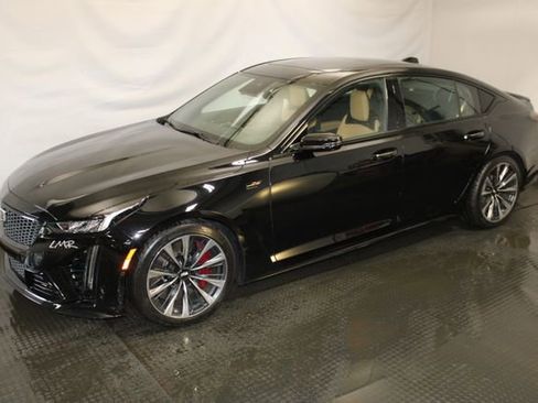 Used 2024 Cadillac CT5 V Blackwing w/ Super Cruise 2 Package RWD image 2