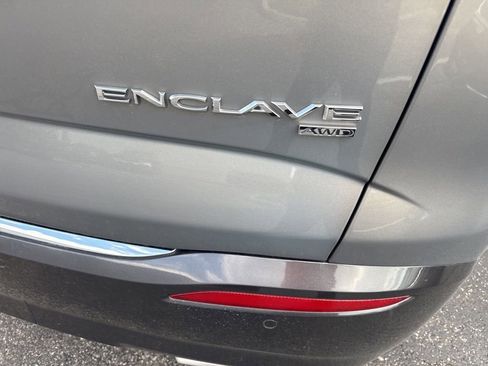 Used 2019 Buick Enclave Essence AWD/4WD image 27